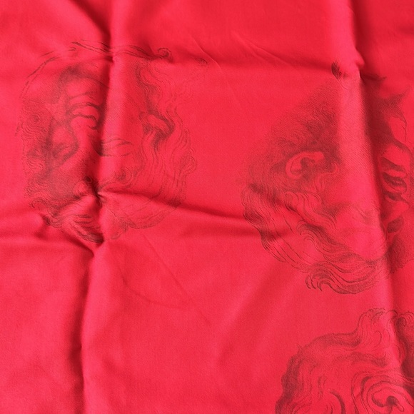 Scarf - Picture 5 of 7